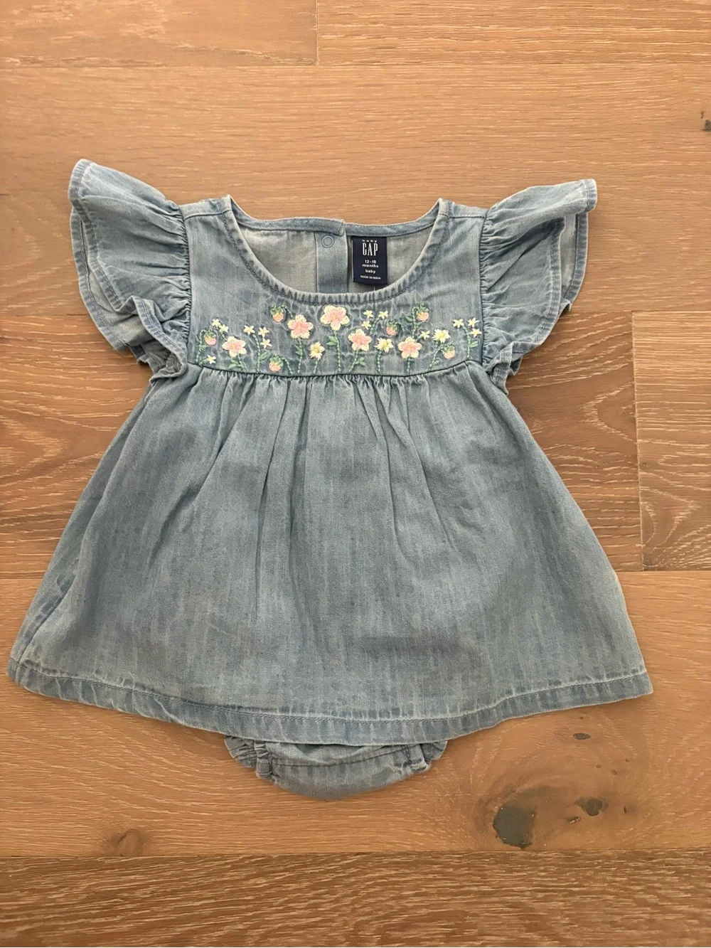 NWT GAP Baby Blue Denim Dress with Floral Embroidery & Matching Bottoms